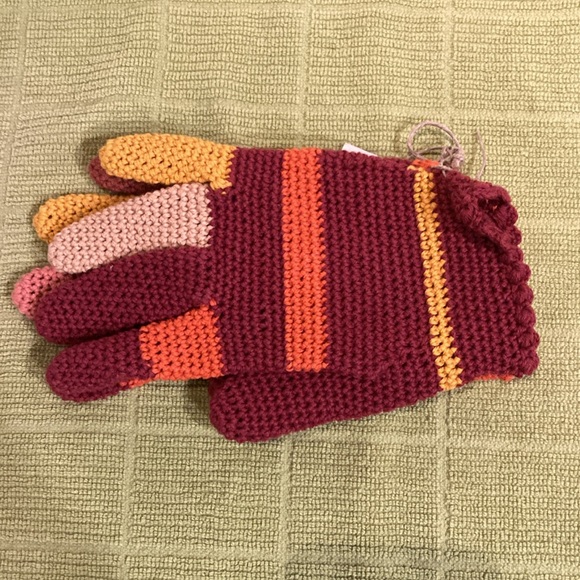 NWT multicolored all season gloves, size small - Picture 3 of 5